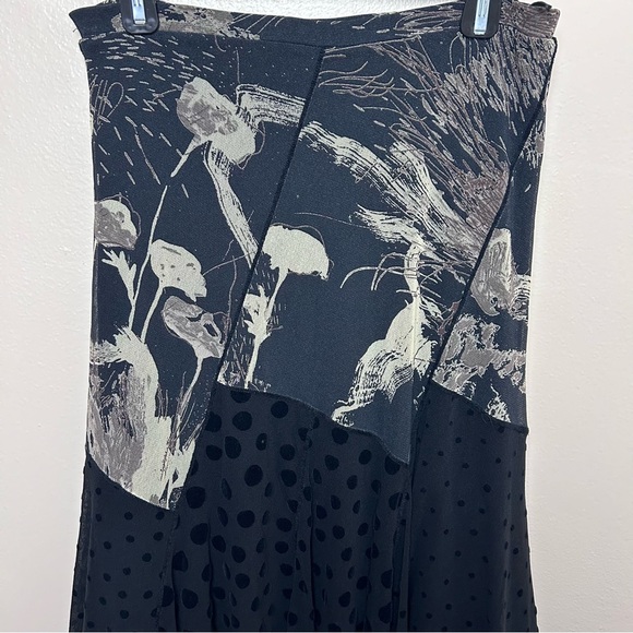 Fuzzy Midi Mesh Polka dot abstract black skirt - Picture 4 of 7